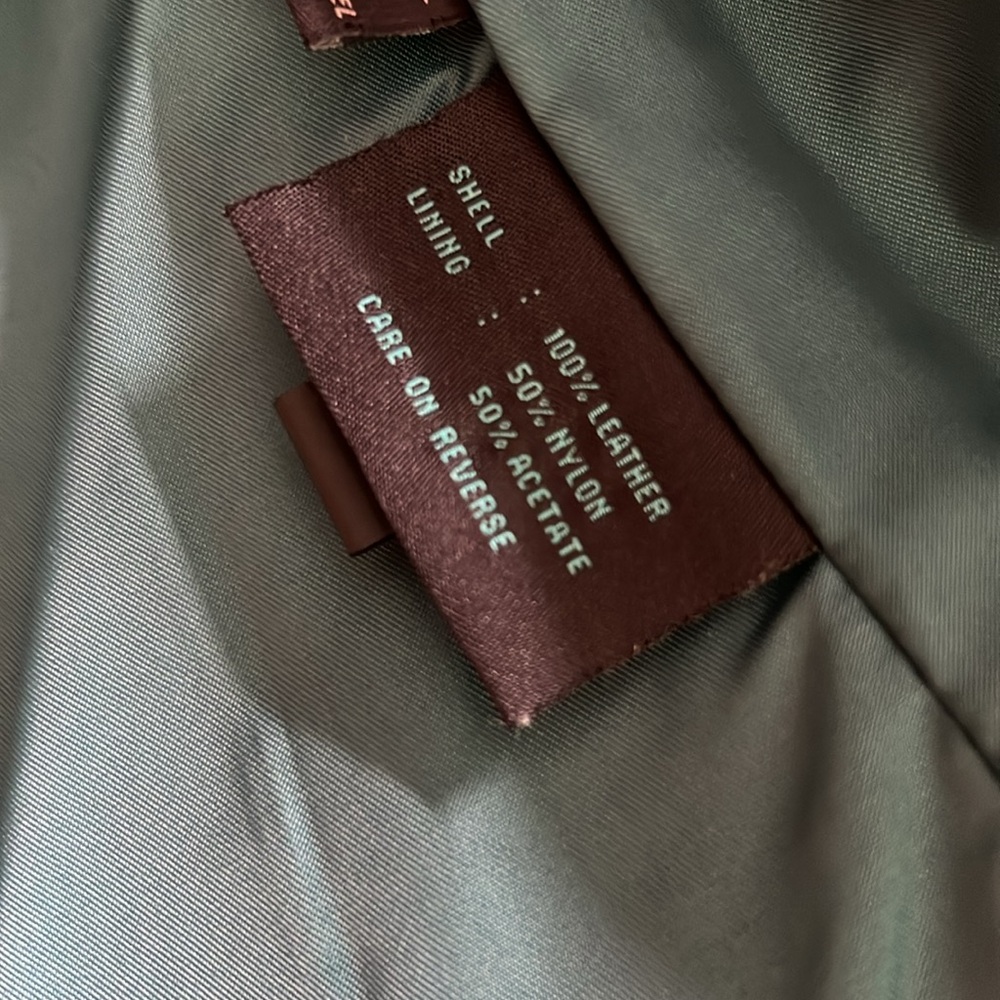 Leather jacket - Picture 4 of 5